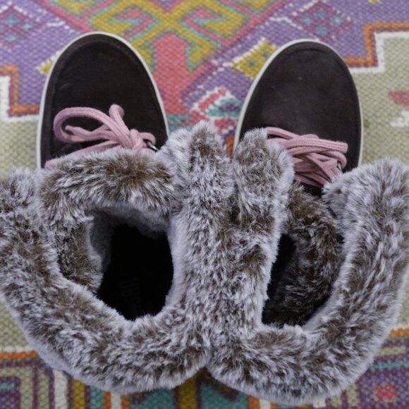 Women's Cougar Vanetta Waterproof Snow Boot, Dark Brown & Pink. Size US 7 - Picture 4 of 16